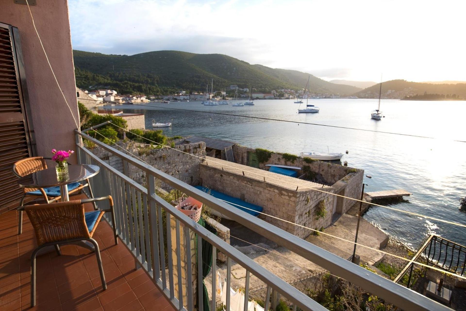 Apartments By The Sea Vis - 8525 Bagian luar foto